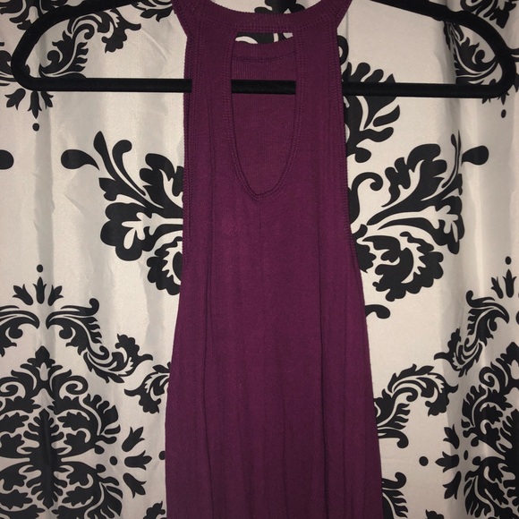 Flowy Keyhole Tank - Picture 3 of 4